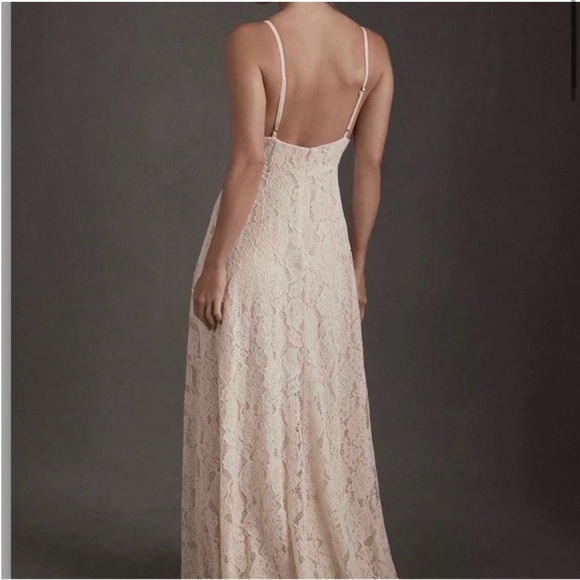 Fame and Partners Romantic rosettes long lace dress - Picture 4 of 15